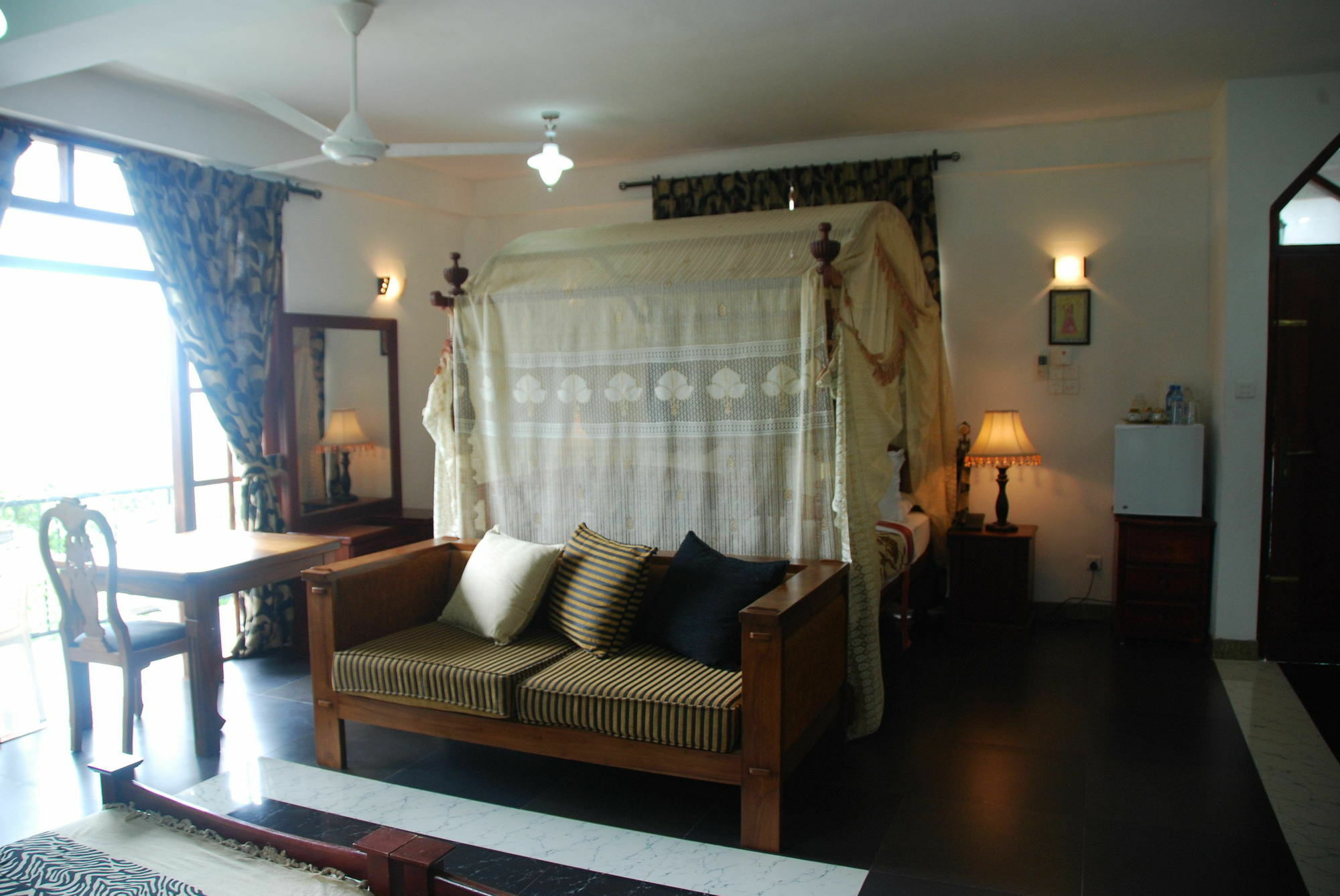 The Richmond House Канди Экстерьер фото